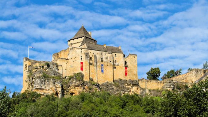 Chateau-Castelnaud_Blick-aus-dem-Tal_c-Lachaud