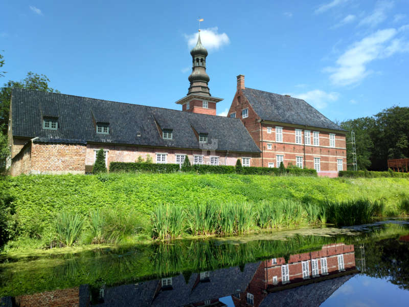 Schloss vor Husum - Aussenansicht © Tjark/flickr 9256077992